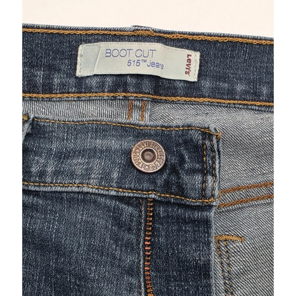 Levi's 515 Medium Wash Women's Stretch Denim Bootcut Jeans Western 32